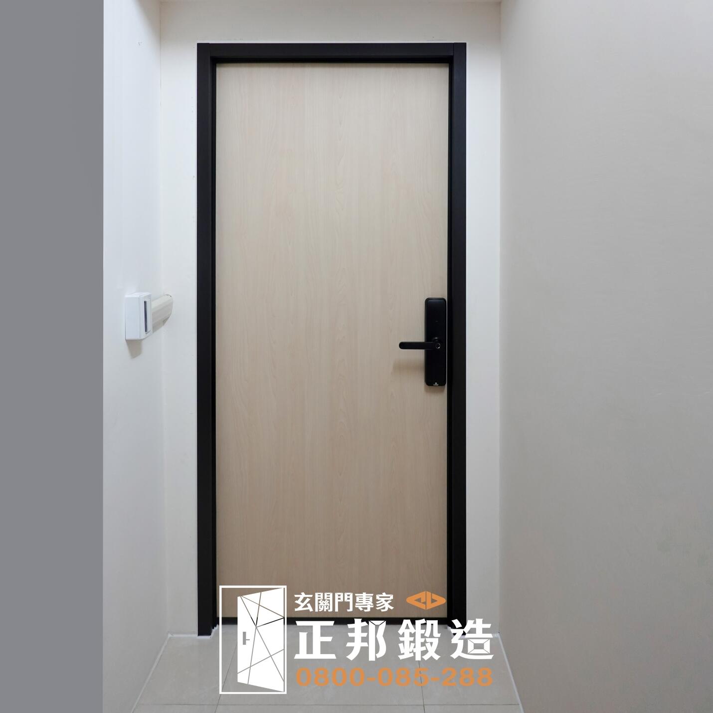 【3D立體木紋玄關門】高質量賽菲爾楓木紋玄關門、2008NTD下降式氣密條