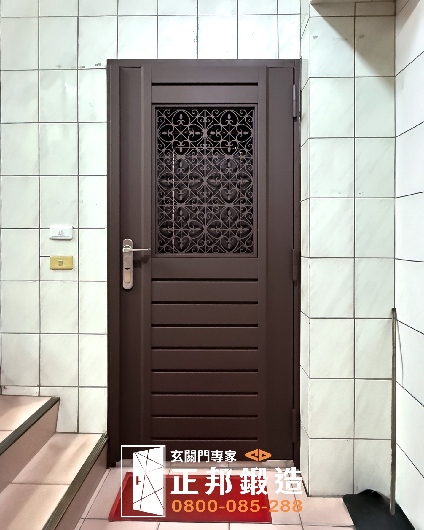 C9B-1105 (FR-8677) 大溪玄關門安裝案例 (3)