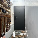 C9B-2058 (烤漆顏色FR-2910)新北包框換門安裝 (1)