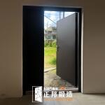 C9B-2060 (烤漆顏色FR-9637) 新竹子母門安裝 (4)