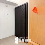 C9A-1021 (烤漆顏色FR-9637)台北包框換門安裝 (2)