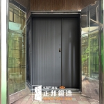 C9B-2058(烤漆顏色FR-2898) 新竹換門廠商推薦 簡約風大門款式 (3)