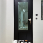 C9B-1078(FR-9622 外透明波內綠半反)林口美式玻璃門安裝 (1)