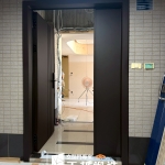 C9B-2040 子母門安裝 (烤漆顏色FR-9637) 高雄包框換門 加裝電子鎖 (4)