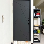 C9B-2066 (烤漆顏色FR-2898) 竹東地下室樓梯加裝大門 (3)