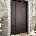 C9A-1033 (FR-8679) 三重玄關門安裝 (3)