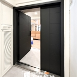 C9B-2001 (FR-2898)台北松山住家大門安裝 (3)