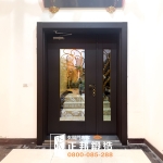 C9B-1011 (FR-8679門花刷廟口金) 100KG門弓器 淡水透天大門安裝 (2)