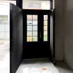 C9B-1078 C9B-2040+C9B-3004(FR-2898橡木色) 大溪玻璃門安裝 (1)