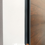 C9B-3004(FR-2898胡桃木色) 苗栗大門安裝案例 (1)