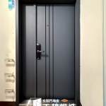 C9B-2040(FR-2898) 台南大門安裝案例 (3)