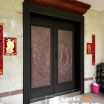 中壢鑄鋁大門安裝案例照片 烤漆色81255刷紅古銅色