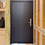 C9B-2003(烤漆色FR-8679) 中和大門安裝案例 (2)