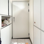 C9B-2058 (烤漆色FR-1737) 八德大門安裝案例 (1)