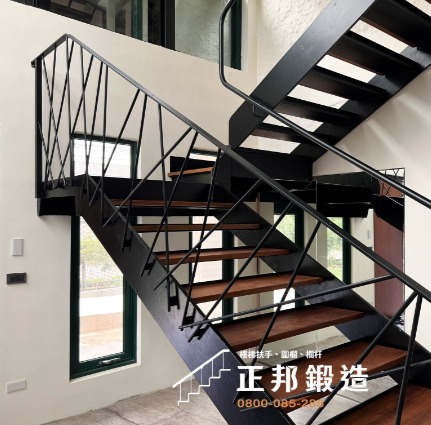 魚骨梯或懸挑式樓梯
